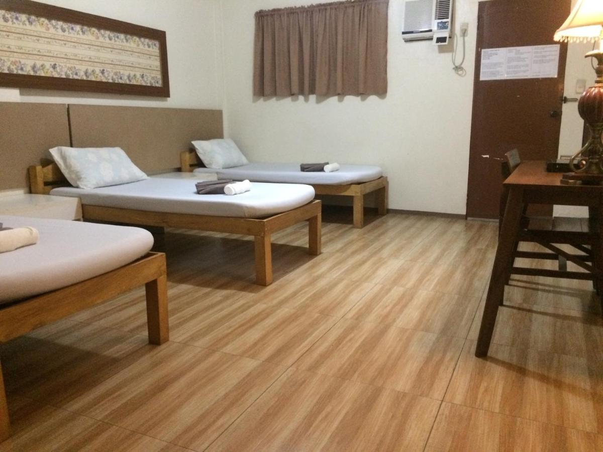 Crisfil'S Lodge Incorporated Dumaguete City Dış mekan fotoğraf
